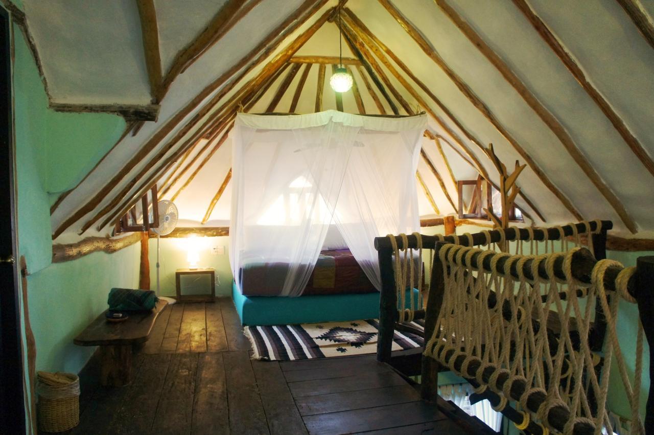 月神小屋酒店 图卢姆 外观 照片